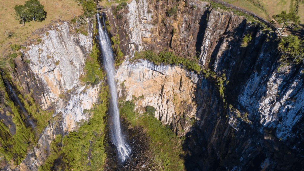 Cascata do Avencal